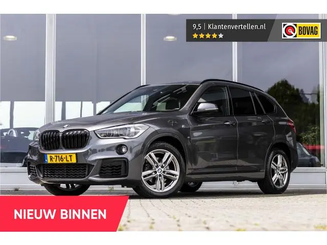 BMW X1 sDrive18i High Executive M-Sport | Camera | Stoelverwarming