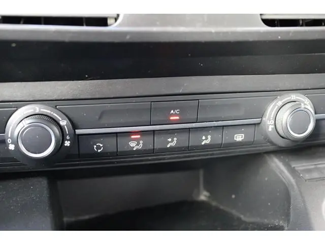 Toyota pro-ace