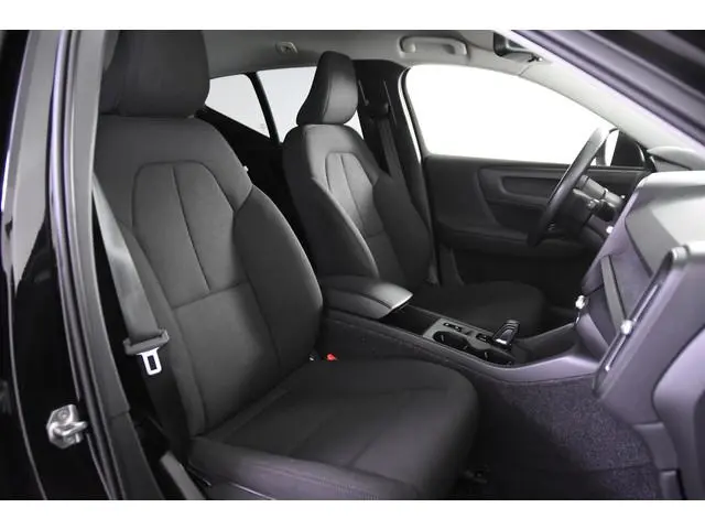 Volvo XC40 1.5 T2 Momentum Core Automaat *1ste Eigenaar*Navigatie*PDC*