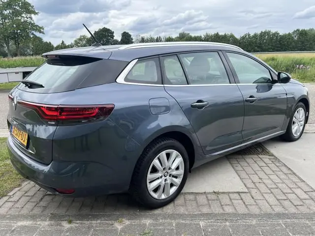 Renault Mégane Estate 1.3 TCe 140 PK Equilibre / Climate / PDC V+A / Navi / Cruise /