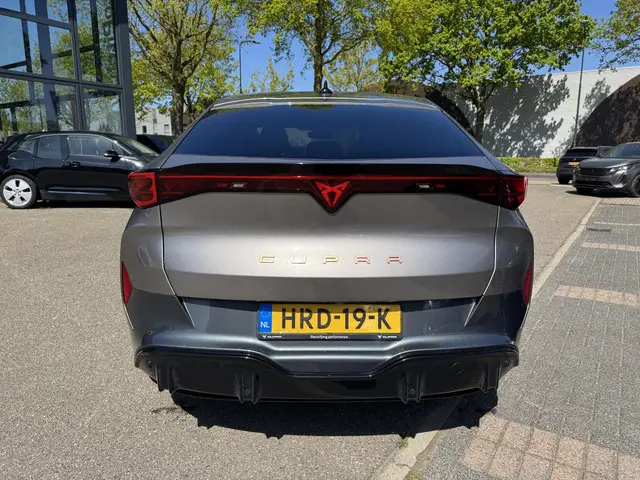 Cupra Tavascan