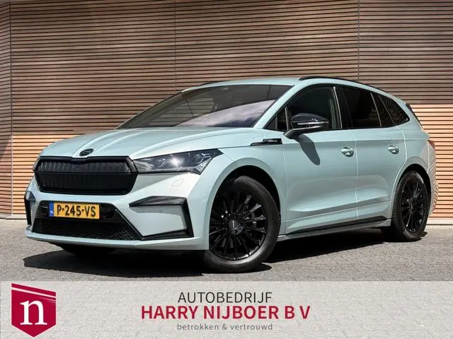 ŠKODA Enyaq iV 80 Sportline Soh 96.62% / Trekhaak / Camera / Navigatie / Dodehoek