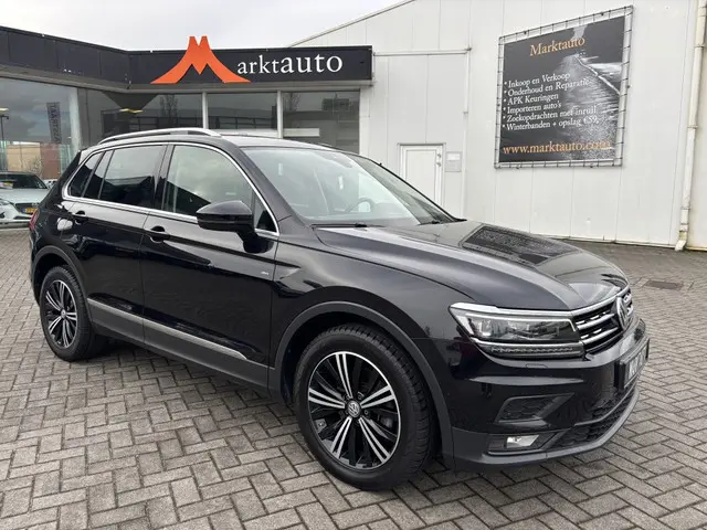 Volkswagen Tiguan 1.4 TSI ACT Join Panorama Trekhaak Carplay Camera