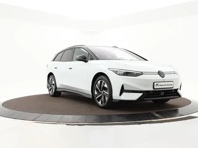 Volkswagen ID.7 Pro Limited Edition 77 kWh accu 286 PK · Draadloze telefoonlader · 360 camera · verw...