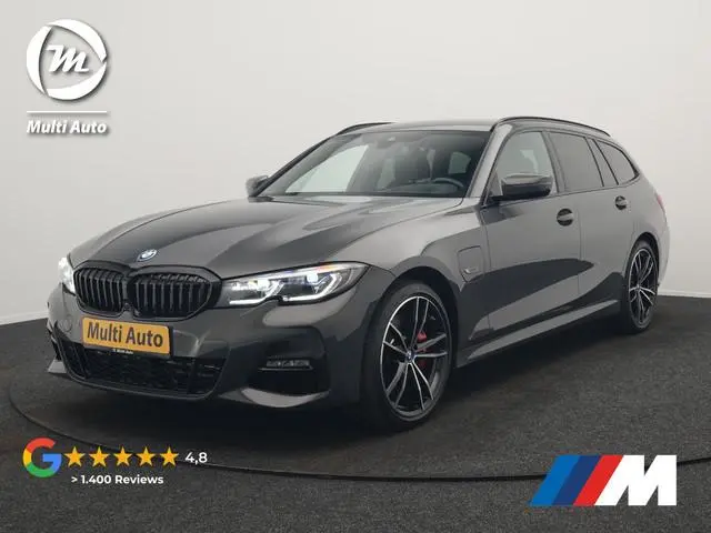BMW 3-serie Touring 330e M Sport PHEV 293pk Dealer O.H. Dravitgrau | Head Up | Camera | Laser LED |...