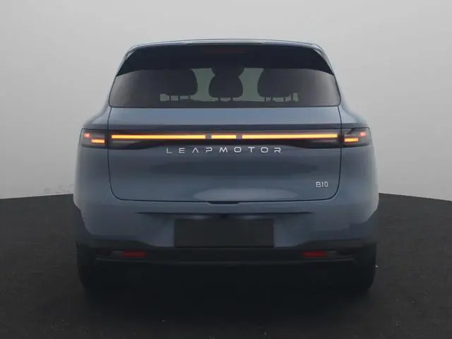Leapmotor B10