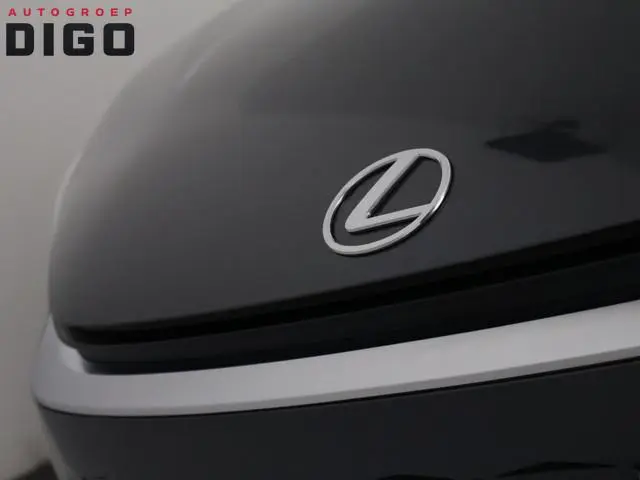 Lexus LBX
