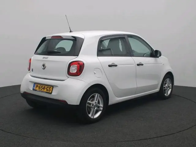 smart forfour EQ Essential 18 kWh