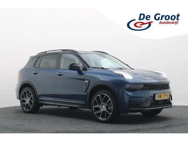 Lynk & Co 01