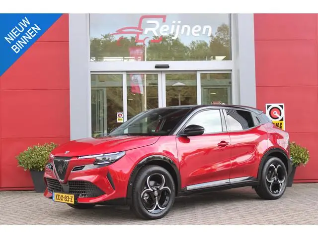 Alfa Romeo Junior 1.2 145PK AUTOMAAT Hybrid IBRIDA TI | TECHNO PACK: (LED MATRIX KOPLAMPEN, DODEHOEK...