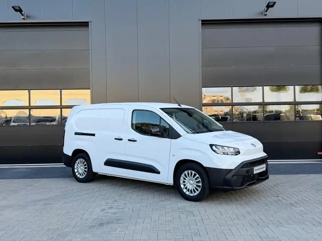 Toyota pro-ace