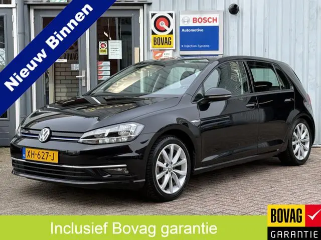 Volkswagen Golf 1.5 TSI Highline. | VIRTUAL COCKPIT | TOPSTAAT | CARPLAY | PDC | NAVI |