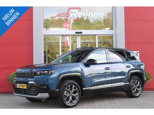 Jeep Compass 1.2 145PK e-Hybrid FIRST EDITION | PANORAMADAK: TWEEDELIG PANORAMISCH SCHUIF-/KANTELDAK...