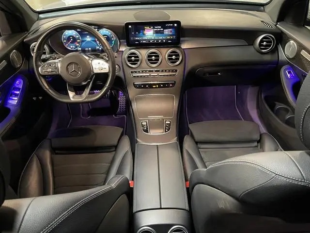 Mercedes-Benz GLC-klasse 300e 4MATIC AMG Line 19"/Panoramadak/Dodehoek/Adaptieve cruise/Keyless/Burm...