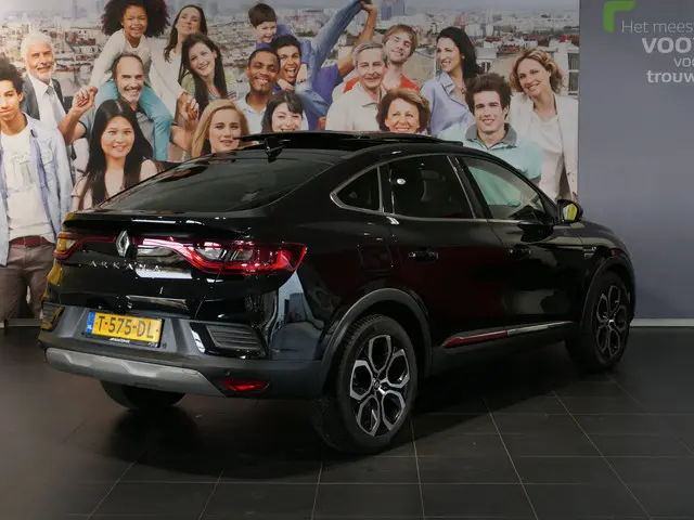 Renault Arkana 1.3 mild hybrid 160 techno - Occasion Lease vanaf €504 p/m - Schuif/kanteldak - Adapt...