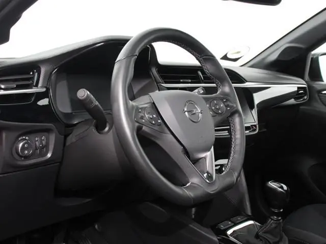 Opel Corsa 1.2 Elegance Sky Climate control Cruise control LED Panorama dak Stuurverwarming 360 came...