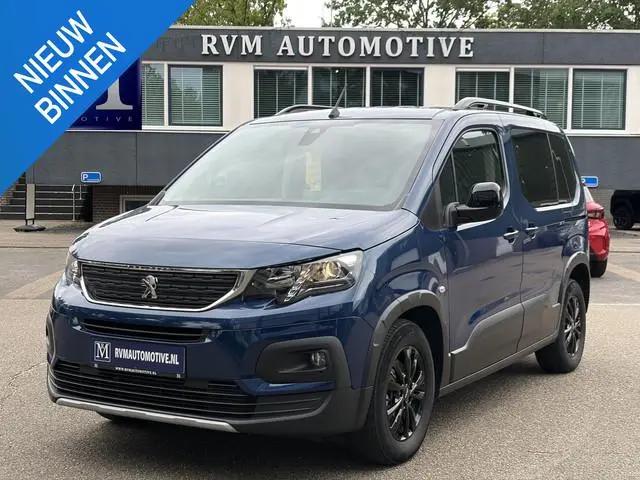 Peugeot e-Rifter EV Allure Pack 50 kWh VAN: 29.900,- VOOR: 25.877,- UW HERFSTVOORDEEL: 4.023,-  SOH...