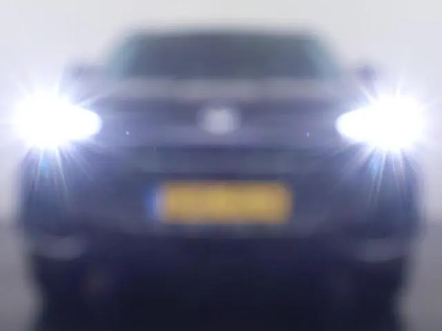 MG HS