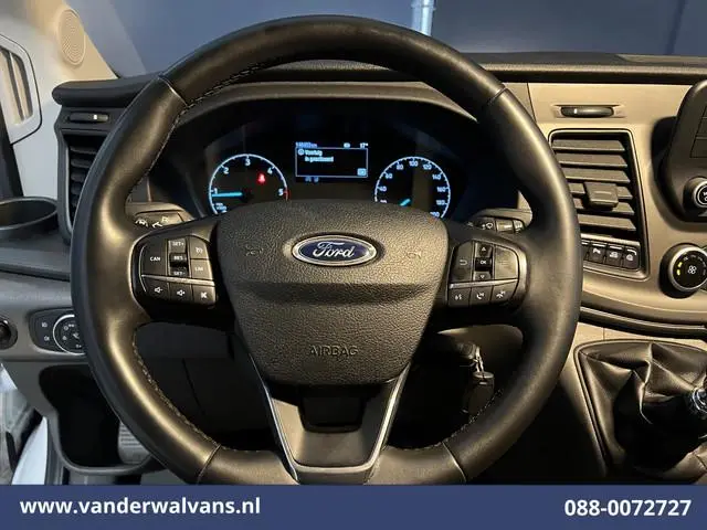 Ford Transit 2.0 TDCI 131pk L4H3 Jumbo Euro6 Airco | Camera | Cruisecontrol | Verwarmde voorruit Par...