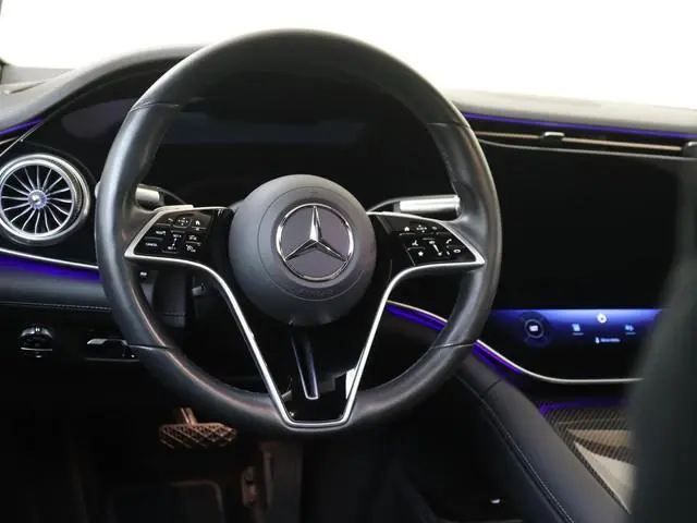 Mercedes-Benz EQS