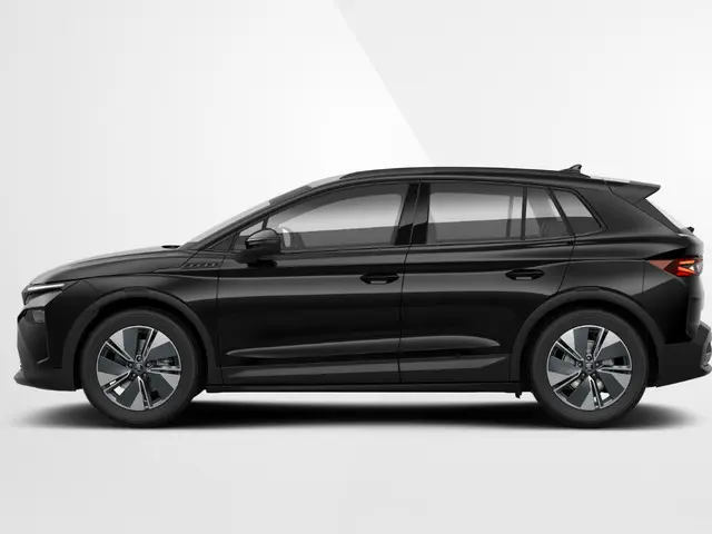 Škoda Elroq Business Edition Elektromotor 150 kW / 204 PK SUV Black Magic | 3000,- inruilbonus