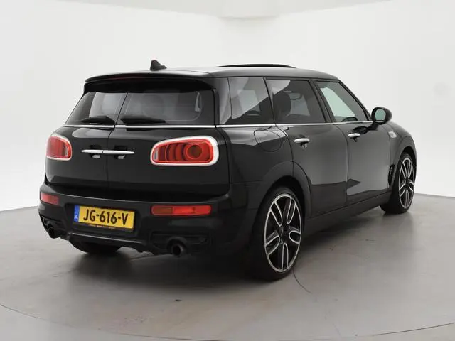 MINI Clubman 2.0 COOPER S 192 PK AUT. + PANORAMA | CAMERA | HEAD-UP | HARMAN/KARDON | STOELVERWARMIN...