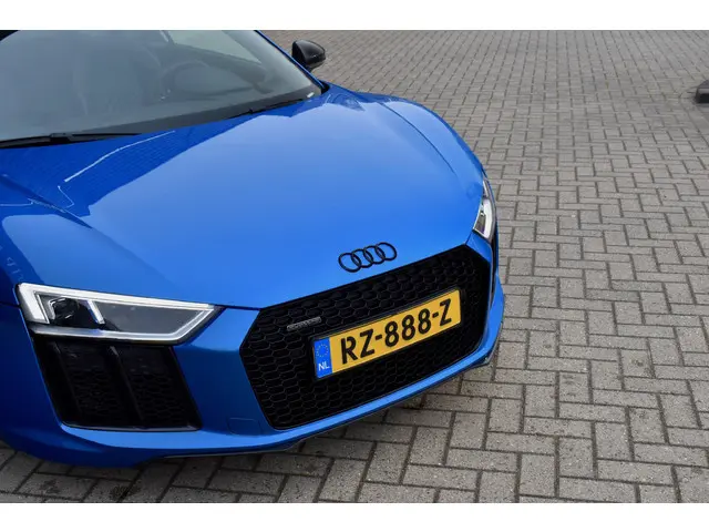 Audi R8