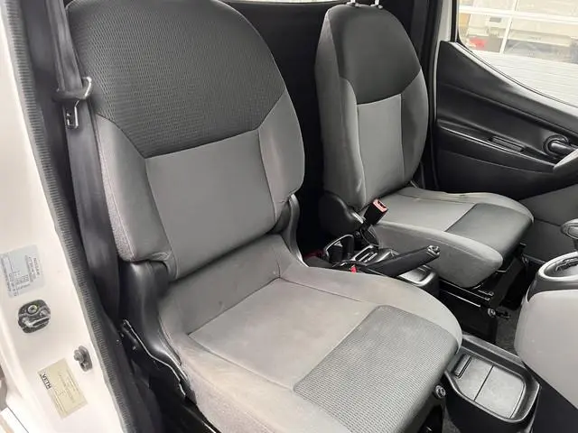 Nissan NV200
