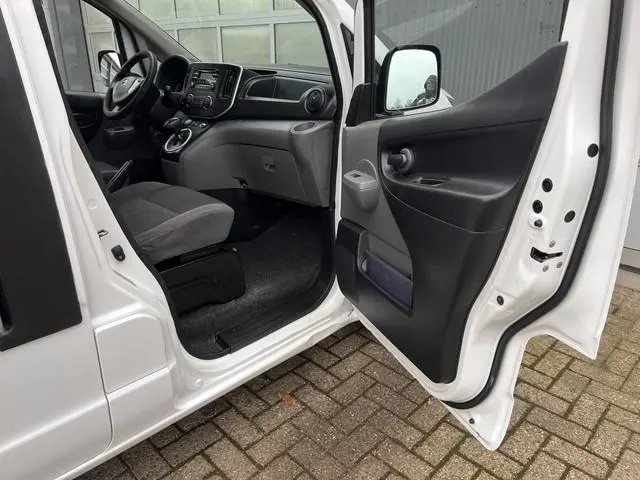 Nissan NV200