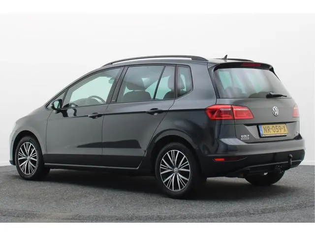 Volkswagen Golf Sportsvan 1.2 TSI DSG Connected Series Climate, ACC, Stoelverwarming, Navigatie, Blu...