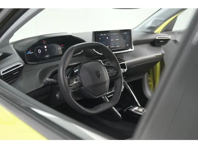 Peugeot 208 Hybrid 100 e-DCS6 Allure | Apple Carplay | Parkeersensoren Voor + Achter | Climate Contr...