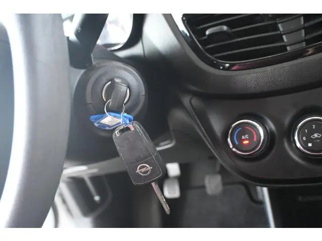 Opel KARL