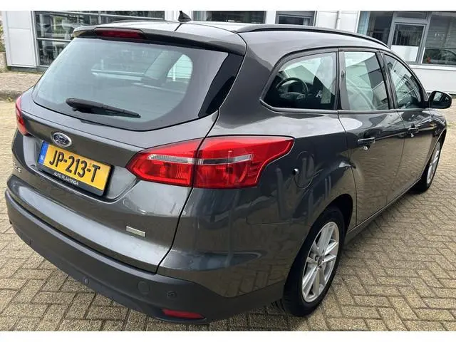 Ford Focus Wagon 1.0 Trend | Airco | Cruise Control | Parkeersensoren | Navigatie |