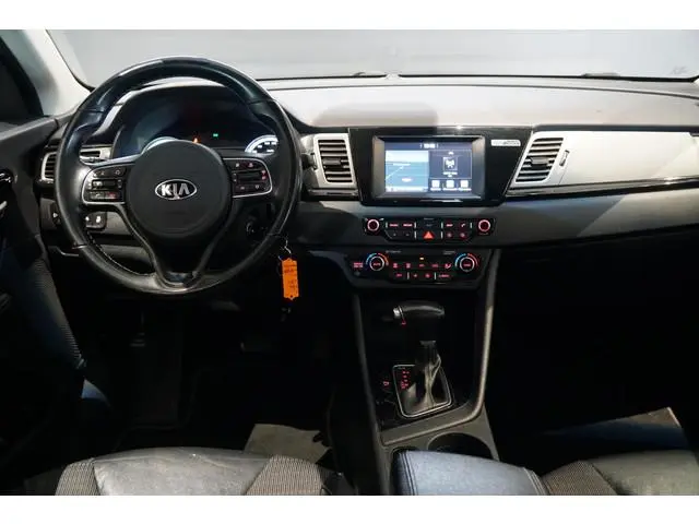 Kia Niro 1.6 GDi Hybrid First Edition + TREKHAAK / CAMERA / CARPLAY / NAVIGATIE