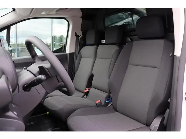 Toyota PROACE CITY Electric Navigator Long 50 kWh Limited, Parkeersensoren,