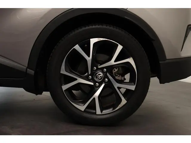 Toyota C-HR 2.0 Hybrid Dynamic, Parkeersensoren