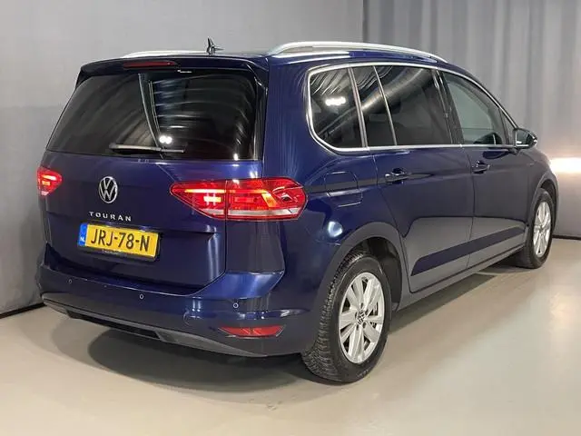 Volkswagen Touran 1.5 TSI Highline 7p 16"/Stoel + stuurverwarming + massage/Keyless/Elektrische klep...