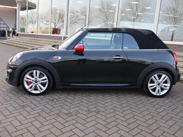 MINI Cooper Cabrio