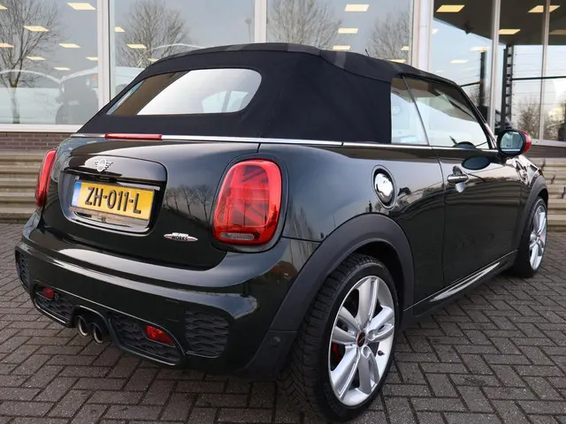 MINI Cooper Cabrio