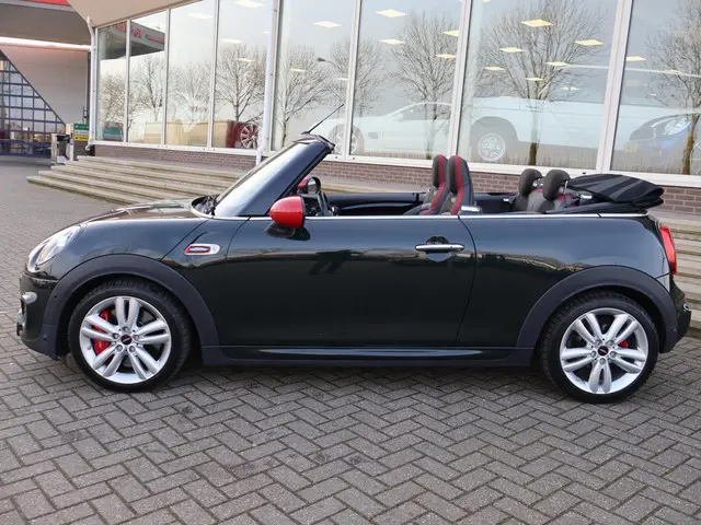 MINI Cooper Cabrio