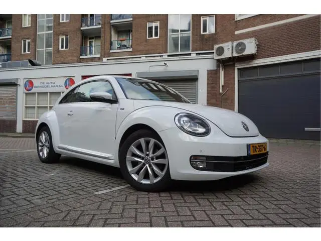 Volkswagen Beetle 1.2 TSI Exclusive Allstar | LEER | NAVI | XENON + LED | Parkeersensoren voor en ac...