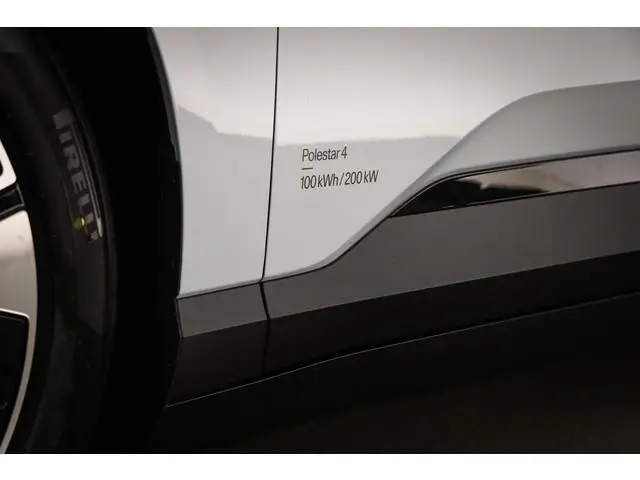 Polestar 4
