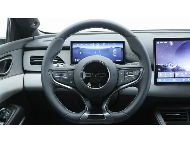 BYD SEAL