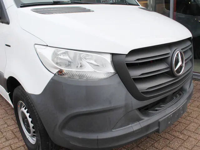 Mercedes-Benz eSprinter
