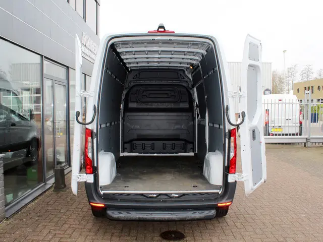 Mercedes-Benz eSprinter