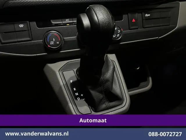 Volkswagen Transporter 2.0 TDI 150pk Automaat L1H1 Inrichting Euro6 Airco | Navigatie | Apple Carpla...