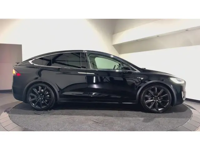 Tesla Model X 75D Base | Trekhaak | Keyless | Luxe Leder interieur |