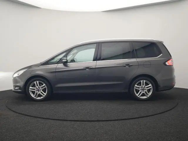 Ford Galaxy 2.0 Titanium Automaat 7 Persoons 241pk Dealer O.H. | Panodak | Trekhaak Afn. | Adaptive...