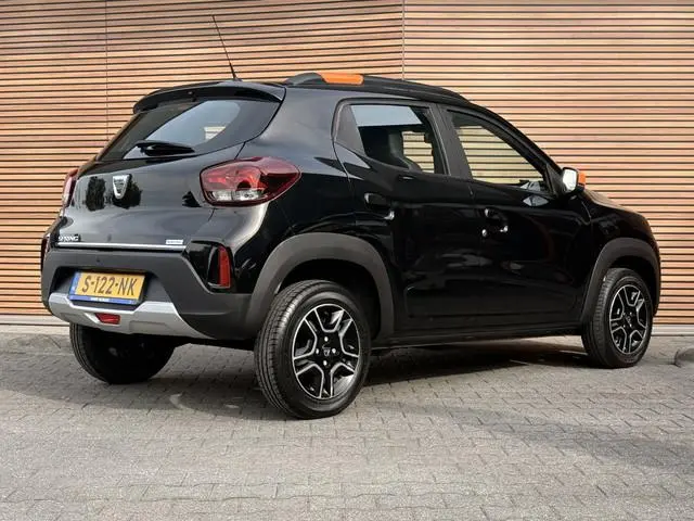 Dacia Spring Expression 27 kWh Camera / Leer / Cruise