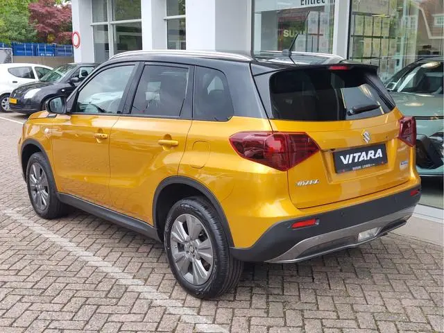 Suzuki Vitara 1.4 BOOSTERJET SELECT SMART HYBRID Direct Leverbaar | Tot 10 JAAR GARANTIE! | Inclusie...